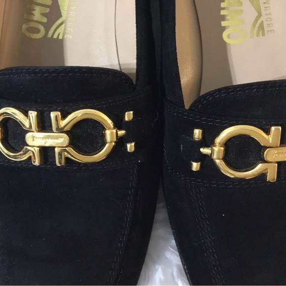 Salvatore Ferragamo Black Loafers for Women - Picture 8 of 9